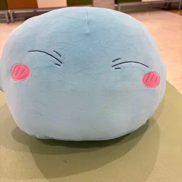 스카이블루 미소 봉제 인형