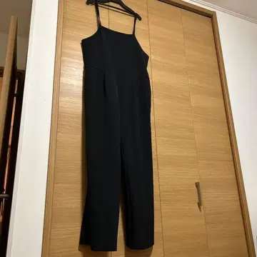 유나이티드 애로우즈 블랙 살로펫