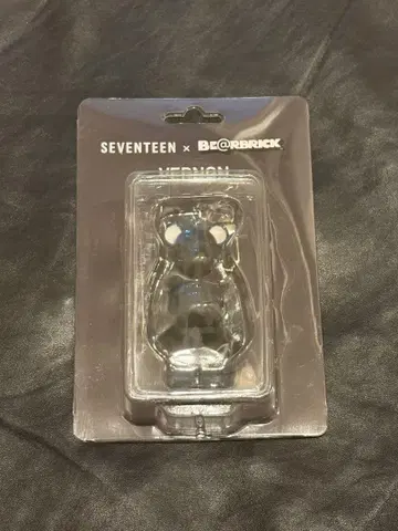 SEVENTEEN 베어브릭 100% VERNON 버논 세븐틴