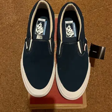 VANS Pro 네이비 스니커즈