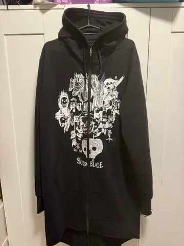 switchblade hyde 착용