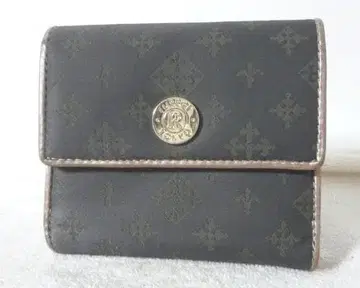 러셋 russet 나일론 가죽 천연 가죽 올 패턴 이단 접이식 지갑