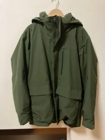 유니클로 다운 M 사이즈