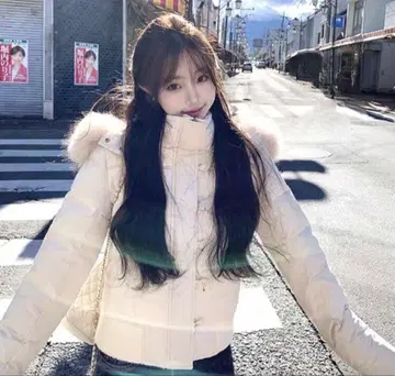 다운 자켓 화이트