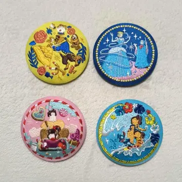 디즈니 자수 캔뱃지 4개 묶음 판매