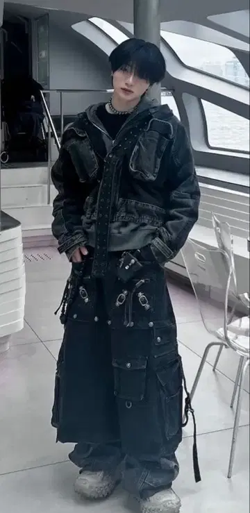 MASONPRINCE 카고풍 스터드 데님 스커트 완판템