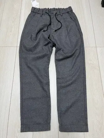 [ 미사용 ] BEAMS HEART 빔즈 턱이 들어간 슬랙스 그레이