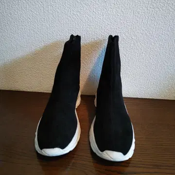 ViVi 풀르 에어 밑창 경량 스트레치 부츠 블랙