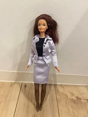 바비 barbie 밀리센트 로버츠 인형