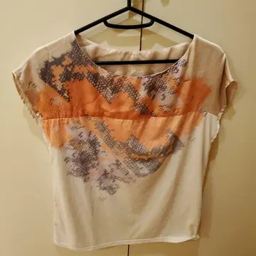 니토카 오렌지 그레이 반팔 셔츠