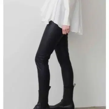 ELENDEEK 인조 가죽 레깅스 01