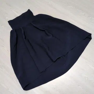 CFCL POTTERY 라운디드 헤임 스커트