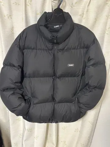 XLARGE 블랙 다운 자켓 XL