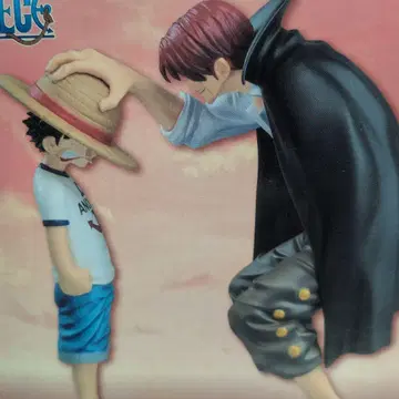 원피스 A상 Revible Moment 루피 & 샹크스 피규어 2