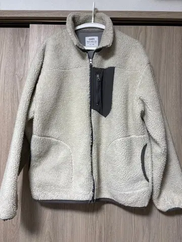 coen 플리스 자켓 크림색