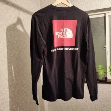 THE NORTH FACE 블랙 긴팔 티셔츠