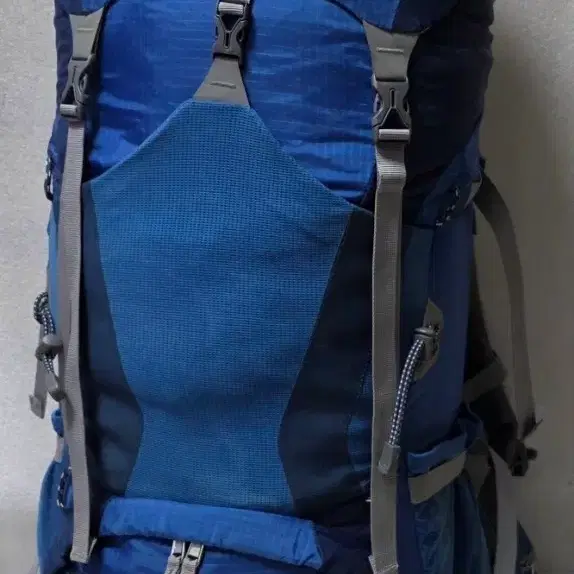 Deuter ACT lite 50+10 bivouac mountaineering backpack travel camping backpack on Bunjang Global Site. Deuter ACT lite 50+10 bivouac mountaineering backpack travel camping backpack on Bunjang Global Site.