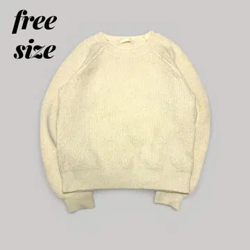 니트탑 아이보리 노카라 짧은 기장 내추럴 노옴코어 AW 새상품급