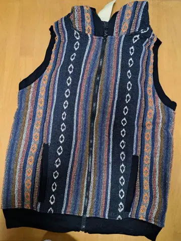 후드 부착 베스트 네이비 계열