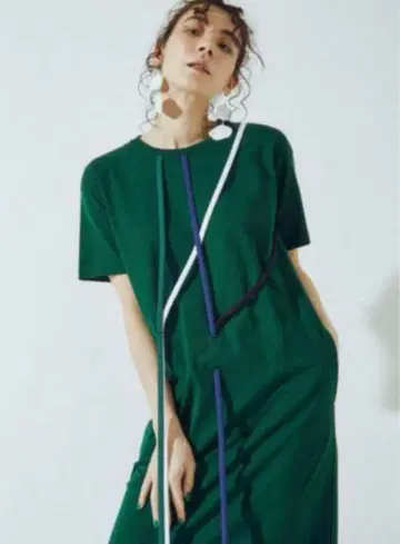 UN3D. 코드 디자인 원피스