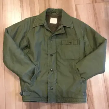 올리브 그린 밀리터리 자켓