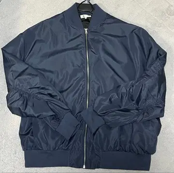 로키 먼로 블루종