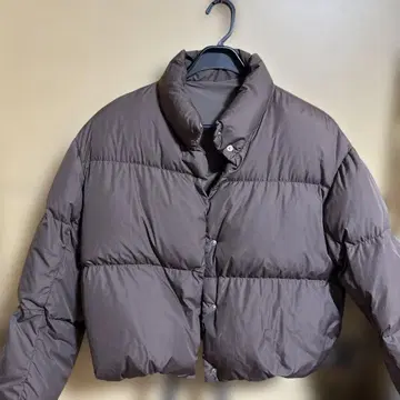 브라운 숏 기장 다운 자켓