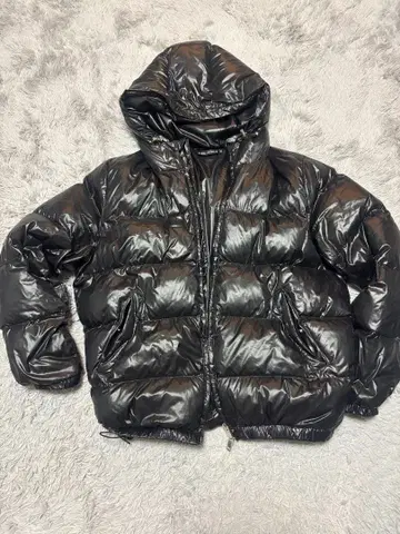 ZARA 블랙 다운 자켓