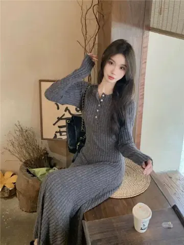 그레이 리브 니트 맥시 드레스