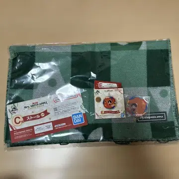 Mrs. GREEN APPLE 스톨과 와카이 씨 아크릴 참 세트