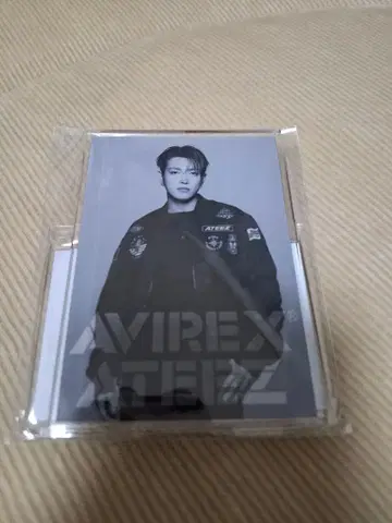 AVIREX x ATEEZ 특전 아크릴 스탠드 홍준