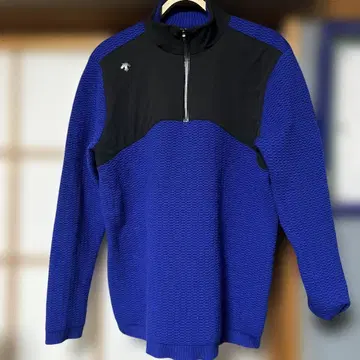 데상트 골프 하프 지퍼 자켓 파랑/블랙 L