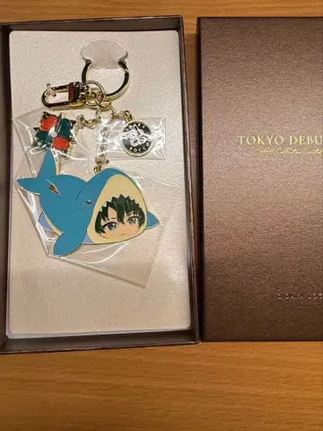 도쿄 디반커 백참 키링 화이트 파도련