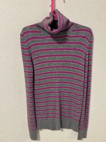 캘러웨이 터틀넥 스웨터 M 그레이/핑크 스트라이프