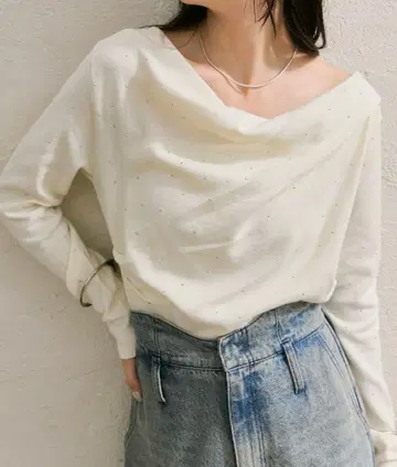 mystic 오프숄더 리브 니트 긴팔 화이트