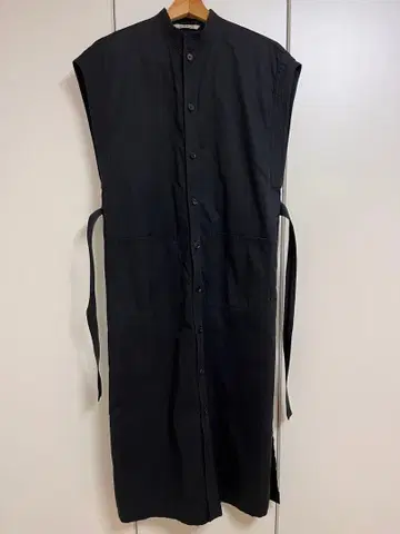 AURALEE 슬리브리스 원피스