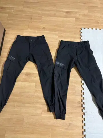 트라이치 바지 블랙 로고 포함