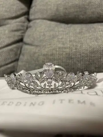 Moe Bridal 큐빅 지르코니아 티아라