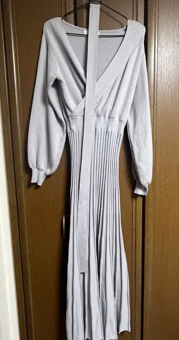 dazzlin 플리츠 카슈쿨 롱슬리브 원피스 F