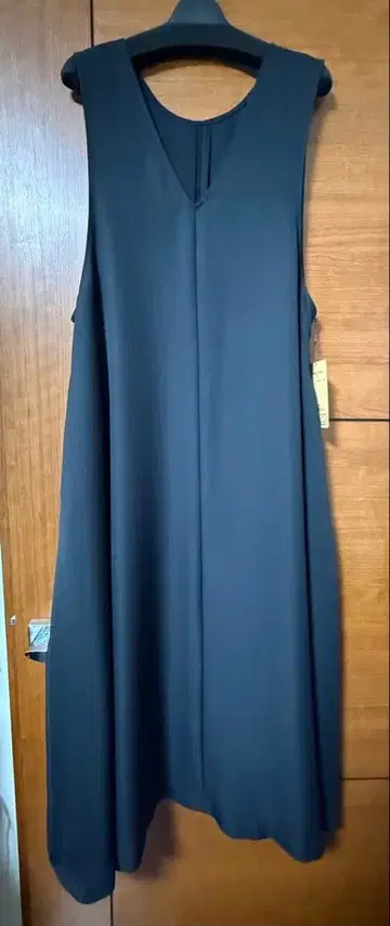 BEARDSLEY 오버롤 스커트 블랙 택 포함