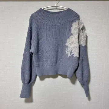 LAGUNAMOON 레프트 자수 니트 풀오버 (블루) F