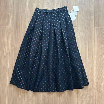 IENA LA BOUCLE 도트 자카드 턱 스커트 이에나 러 부클