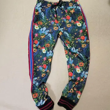 새상품급 ZARAMAN 꽃무늬 네이비 사이드 스트라이프 조거 팬츠