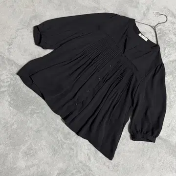 AG by aquagirl 플리츠 블라우스 블랙 7부 소매 플레어 M