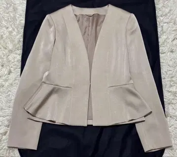 아나이 트리아세 새틴 노카라 페플럼 자켓 사이즈 38