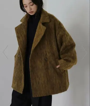 올리브 그린 퍼 느낌 체스터 코트