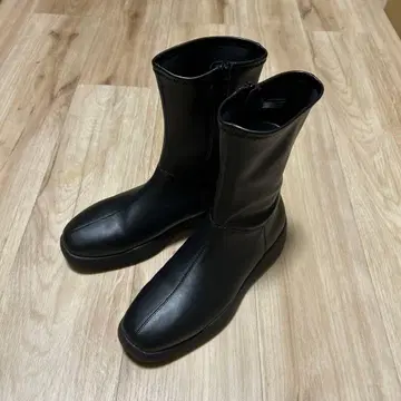 유니클로C 숏부츠