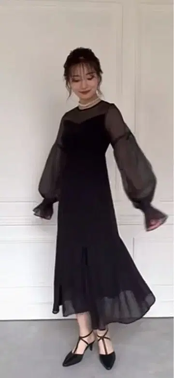 슬리브 컨셔스 쉬폰 드레스