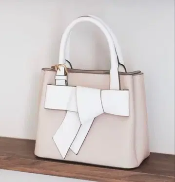 미스티우먼 리본 모티브 백 그레이지