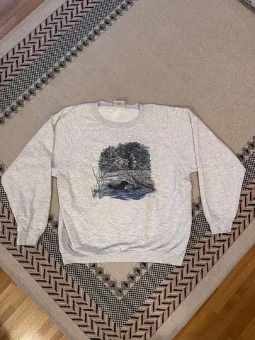 NORTHERN REFLECTIONS 풍경화 맨투맨